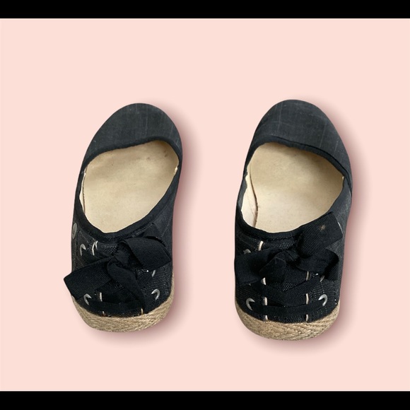 UGG womens light black slip on shoes - size 7 - Picture 3 of 6